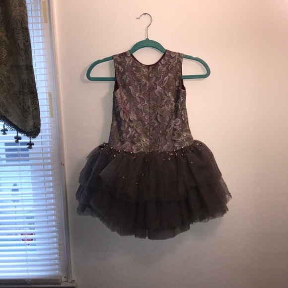 Formal Dress - Picture 2 of 3